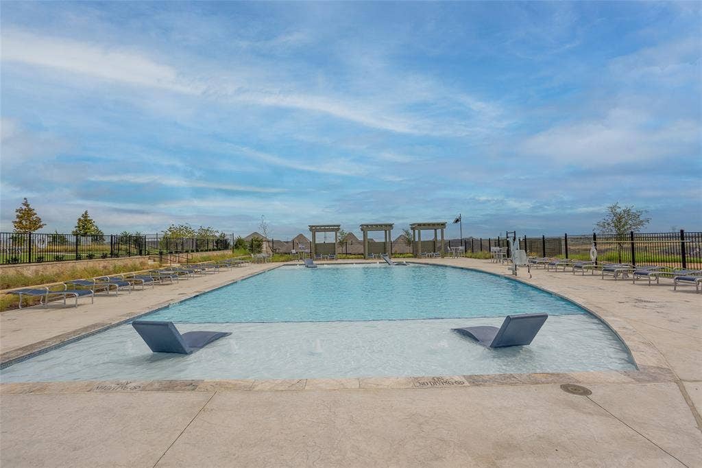 5556 Cypress Willow Bend, Fort Worth, TX 76126