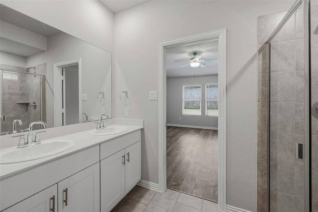 5556 Cypress Willow Bend, Fort Worth, TX 76126