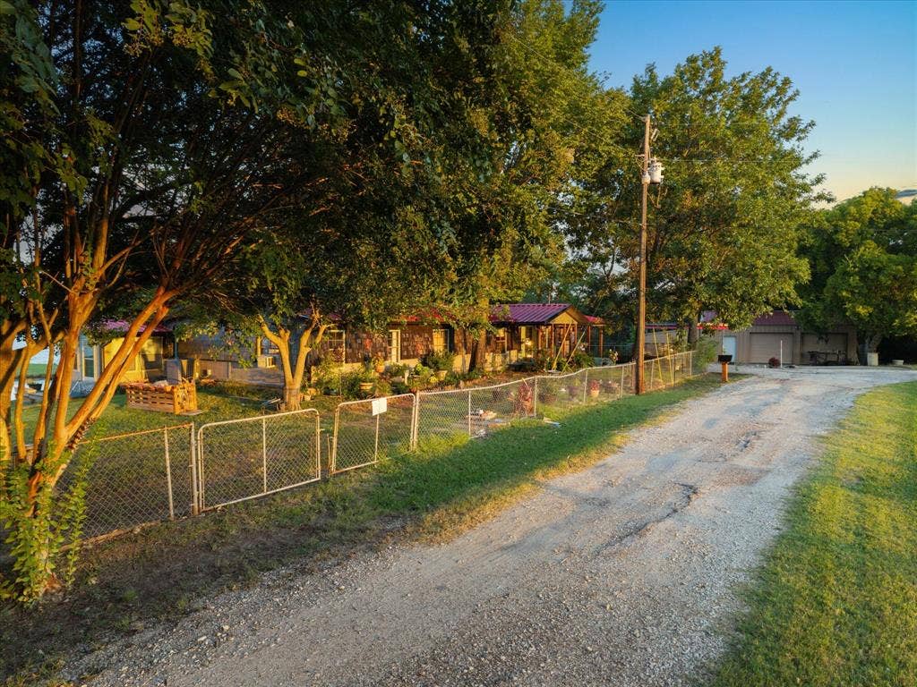 308 Causeway Cove, Seven Points, TX 75143 Additional content