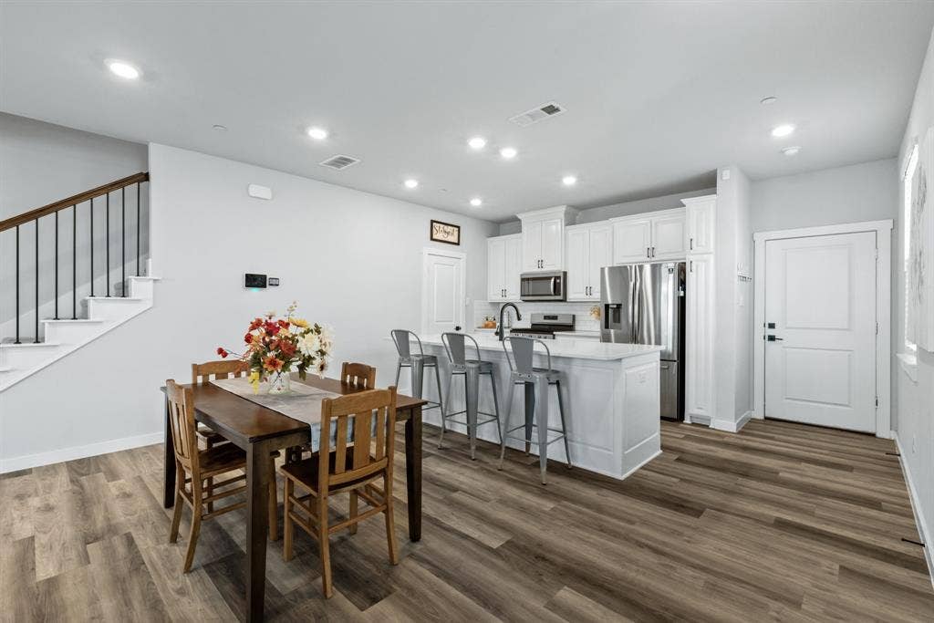611 Emily Lane, Wylie, TX 75098 611 Emily Lane, Wylie, TX 75098