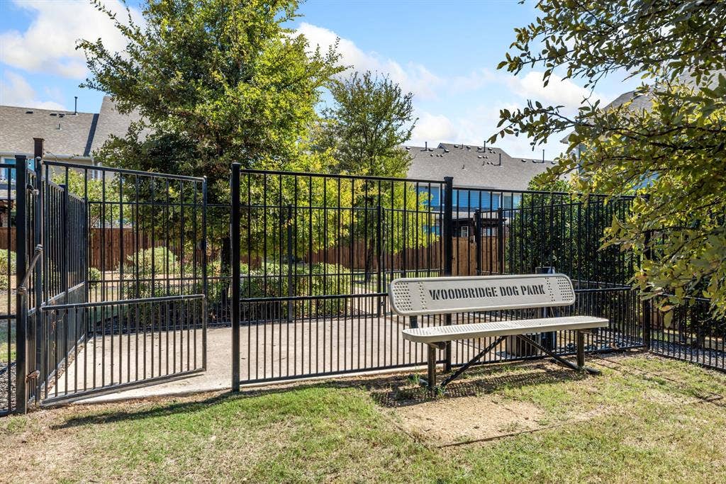 611 Emily Lane, Wylie, TX 75098 Community Dog Park