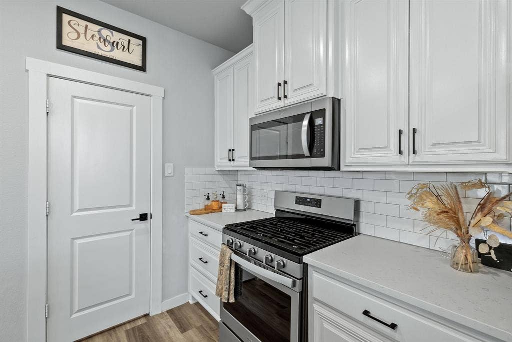 611 Emily Lane, Wylie, TX 75098 611 Emily Lane, Wylie, TX 75098