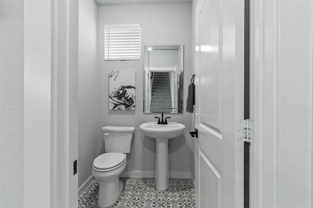 611 Emily Lane, Wylie, TX 75098 Half Bath Downstairs