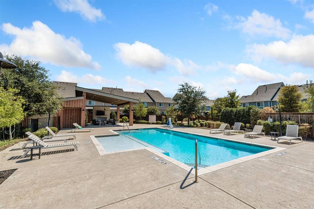 611 Emily Lane, Wylie, TX 75098 Community Pool