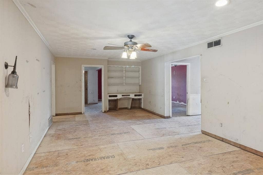 8435 Sweetwood Drive, Dallas, TX 75228 8435 Sweetwood Drive, Dallas, TX 75228