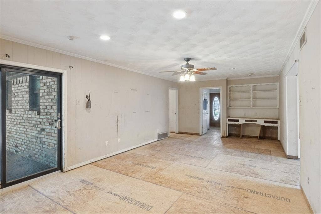 8435 Sweetwood Drive, Dallas, TX 75228 8435 Sweetwood Drive, Dallas, TX 75228