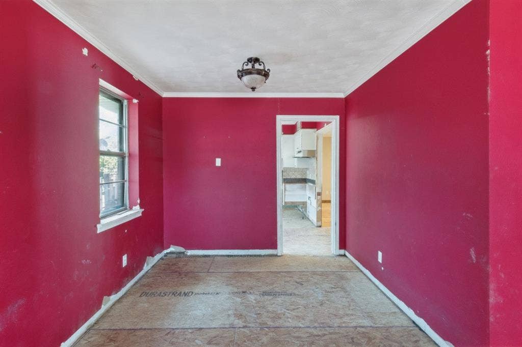 8435 Sweetwood Drive, Dallas, TX 75228 8435 Sweetwood Drive, Dallas, TX 75228
