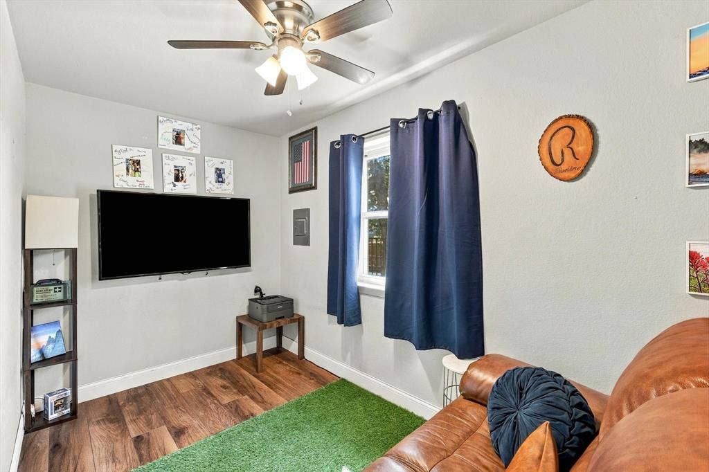 1003 Hopkins Drive, Denton, TX 76205 Floor 1