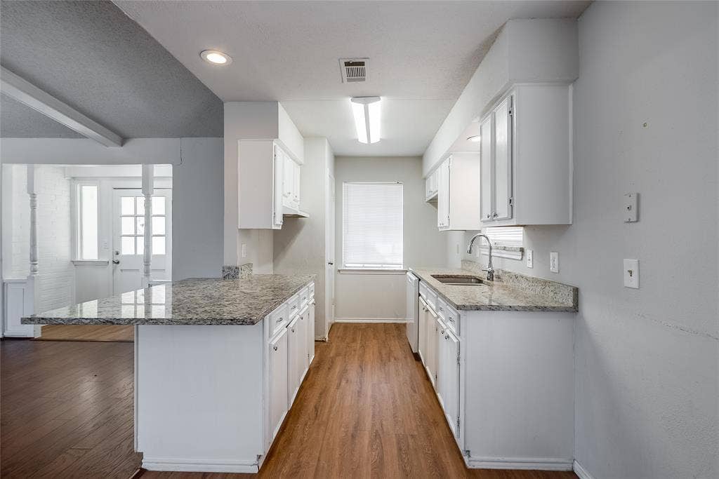 1817 Laurel Lane, Plano, TX 75074 1817 Laurel Lane, Plano, TX 75074