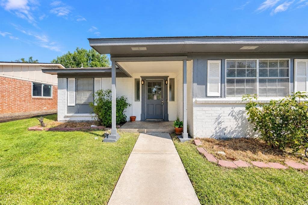 1817 Laurel Lane, Plano, TX 75074 1817 Laurel Lane, Plano, TX 75074