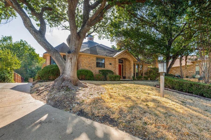 Property photo for 5212 Whispering Oaks Drive, Dallas, TX