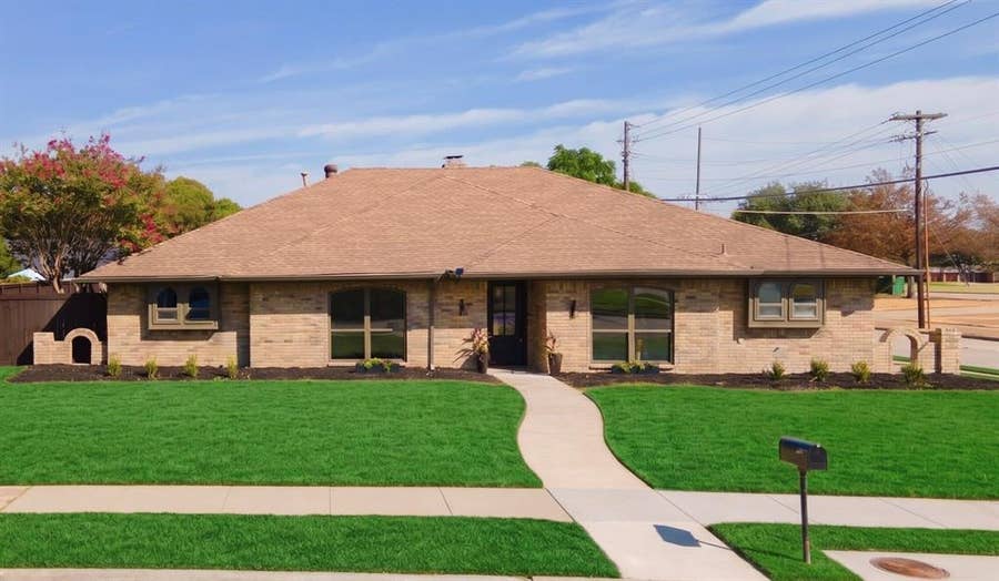 Property photo for 2701 Crow Valley Trail, Plano, TX