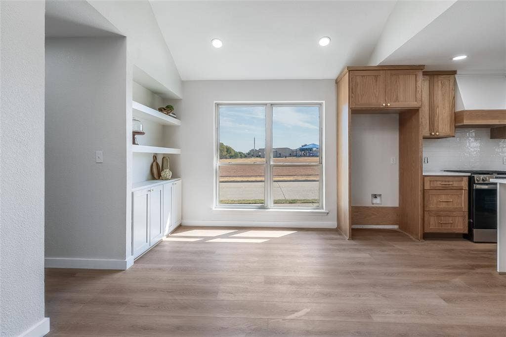 2701 Crow Valley Trail, Plano, TX 75023 2701 Crow Valley Trail, Plano, TX 75023
