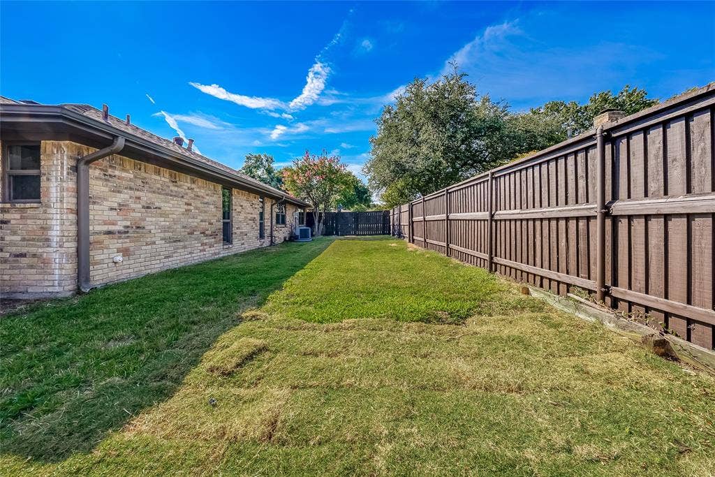 2701 Crow Valley Trail, Plano, TX 75023 2701 Crow Valley Trail, Plano, TX 75023