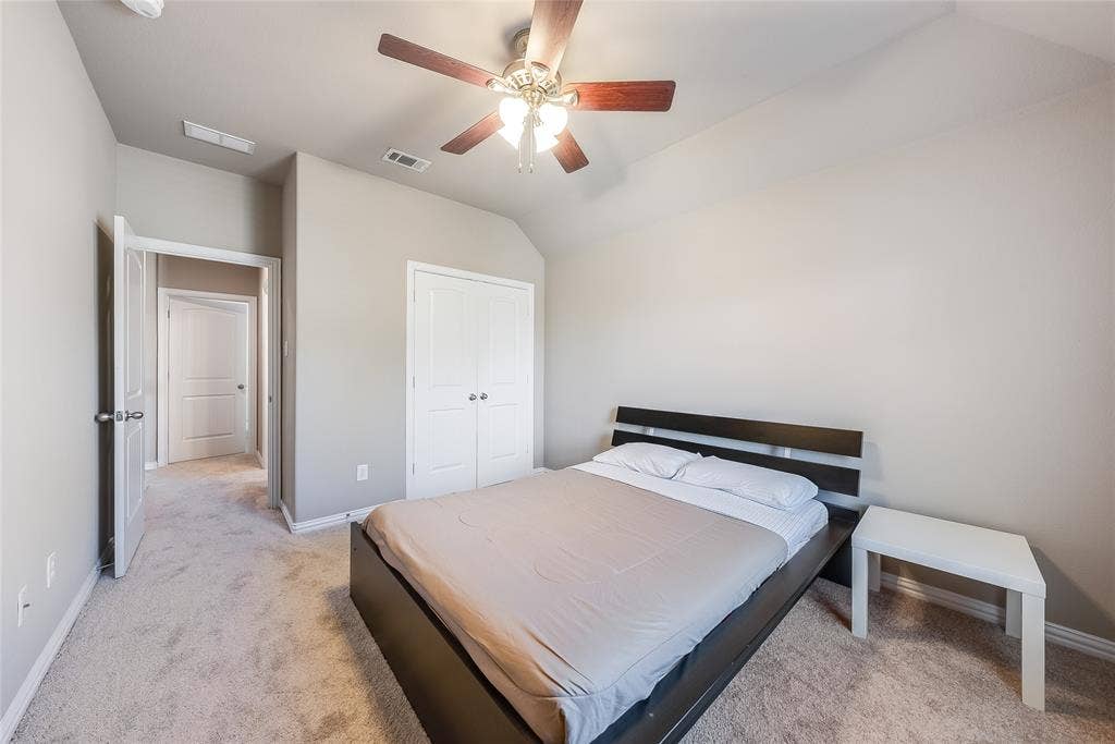 3721 Estates Way, McKinney, TX 75072 3721 Estates Way, McKinney, TX 75072