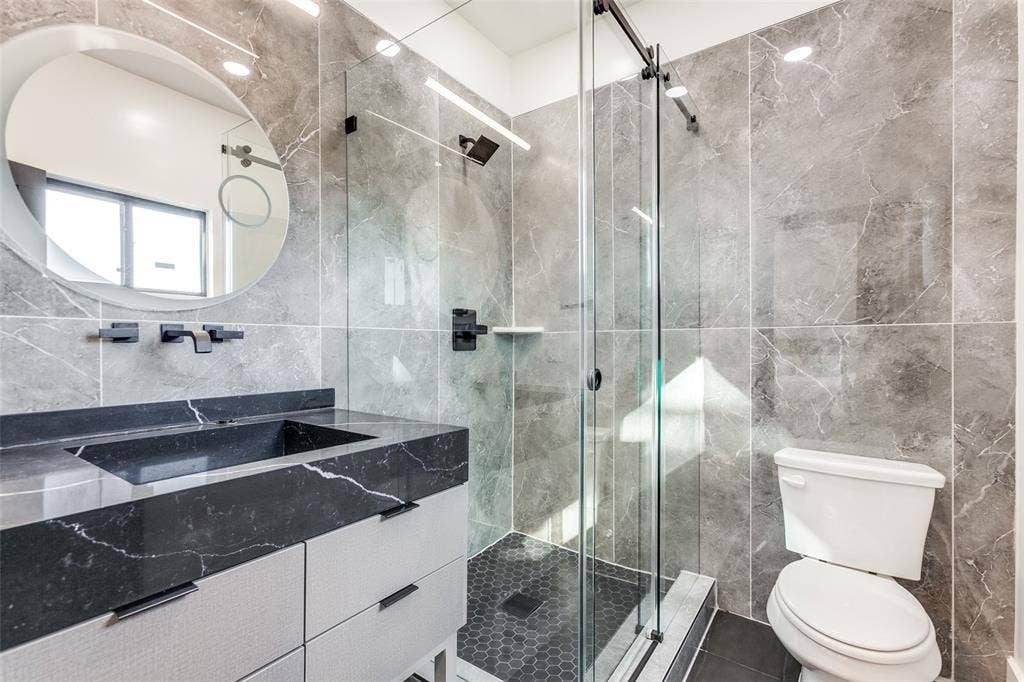 10923 Marsh Lane, Dallas, TX 75229 10923 Marsh Lane, Dallas, TX 75229