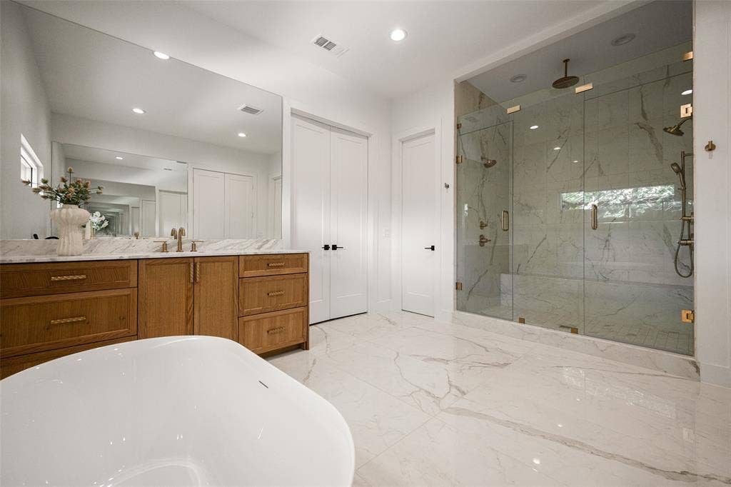 3847 Shady Hill Drive, Dallas, TX 75229 3847 Shady Hill Drive, Dallas, TX 75229