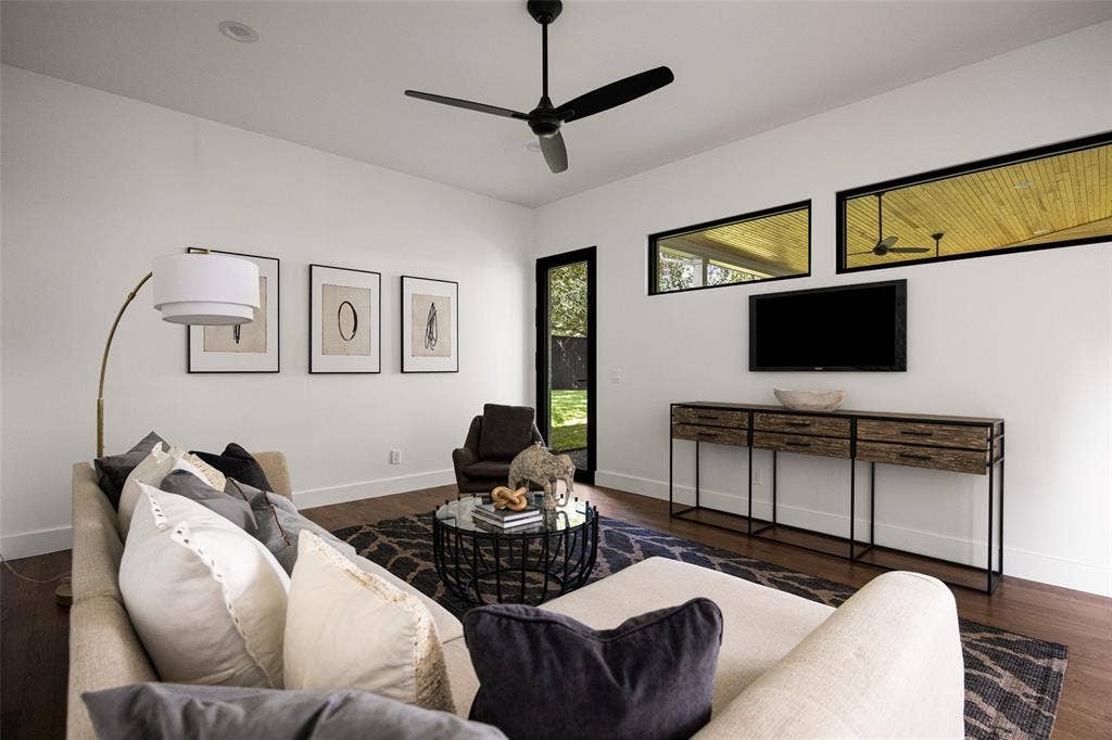 3847 Shady Hill Drive, Dallas, TX 75229 3847 Shady Hill Drive, Dallas, TX 75229
