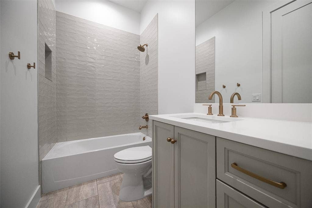 3847 Shady Hill Drive, Dallas, TX 75229 3847 Shady Hill Drive, Dallas, TX 75229