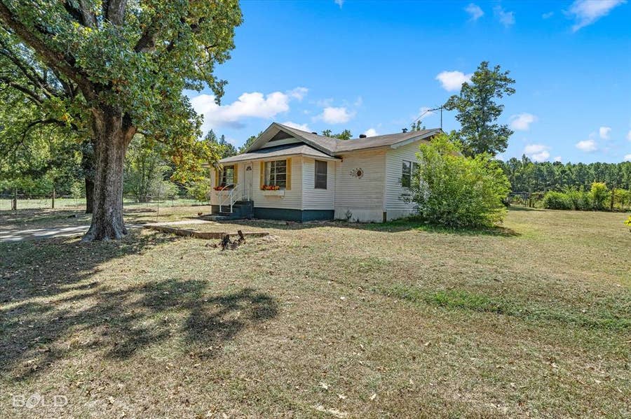 Property photo for 2054 LA 2 Highway, Plain Dealing, LA