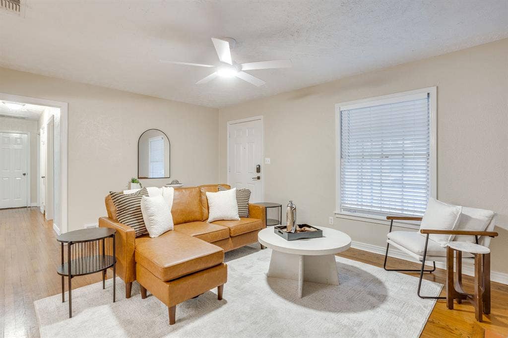 3500 Corto Avenue, Fort Worth, TX 76109