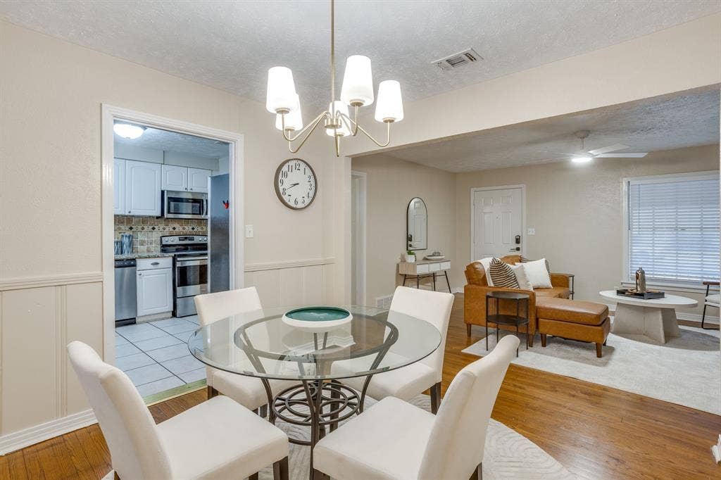 3500 Corto Avenue, Fort Worth, TX 76109
