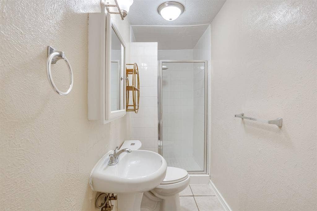3500 Corto Avenue, Fort Worth, TX 76109