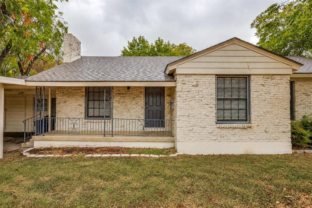 3500 Corto Avenue, Fort Worth, TX 76109