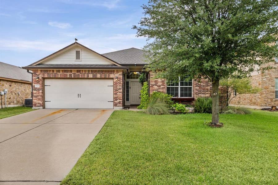 Property photo for 6621 Burling Street, Waco, TX