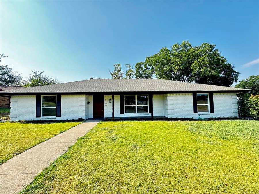 Property photo for 6200 Wrigley Way, Fort Worth, TX