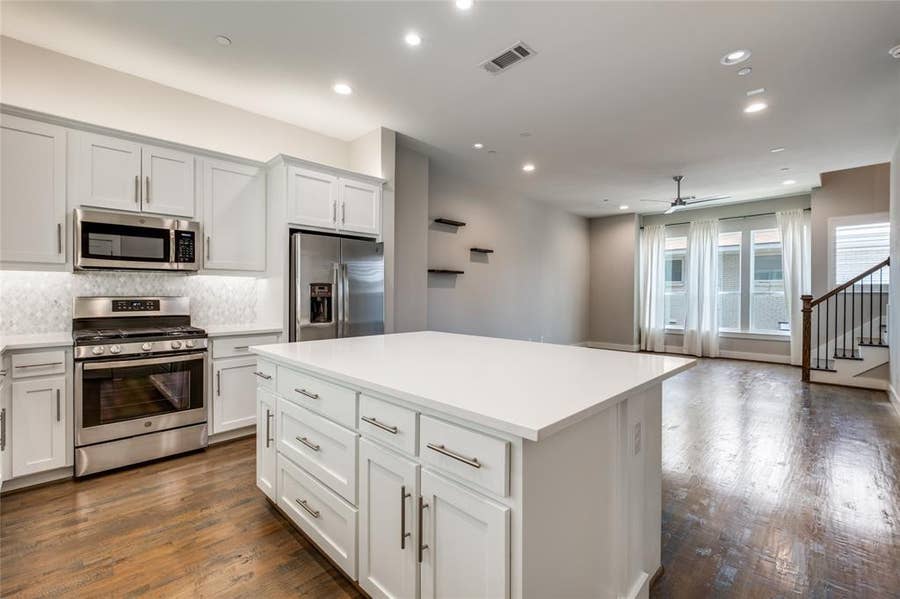 Property photo for 4914 Live Oak Street, #9, Dallas, TX