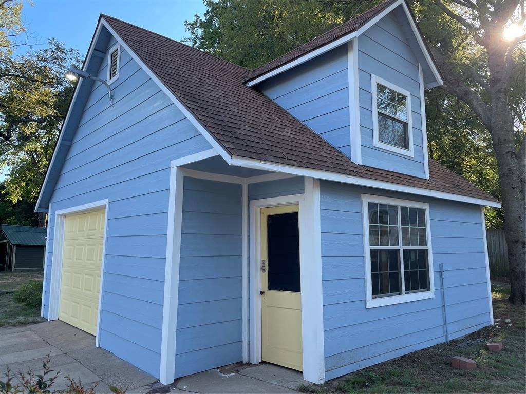 300 S Prairieville Street, Athens, TX 75751 300 S Prairieville Street, Athens, TX 75751
