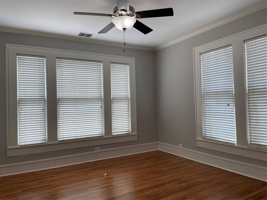 300 S Prairieville Street, Athens, TX 75751 300 S Prairieville Street, Athens, TX 75751