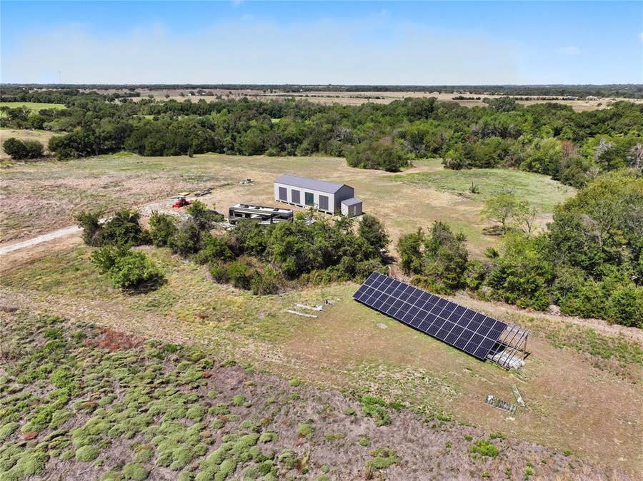 Property photo for 6927 State Highway 22, Bynum, TX