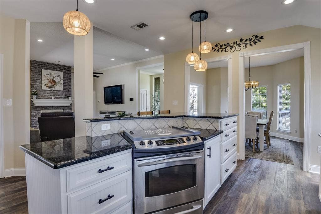 1501 Osage Trail, Mesquite, TX 75149 1501 Osage Trail, Mesquite, TX 75149