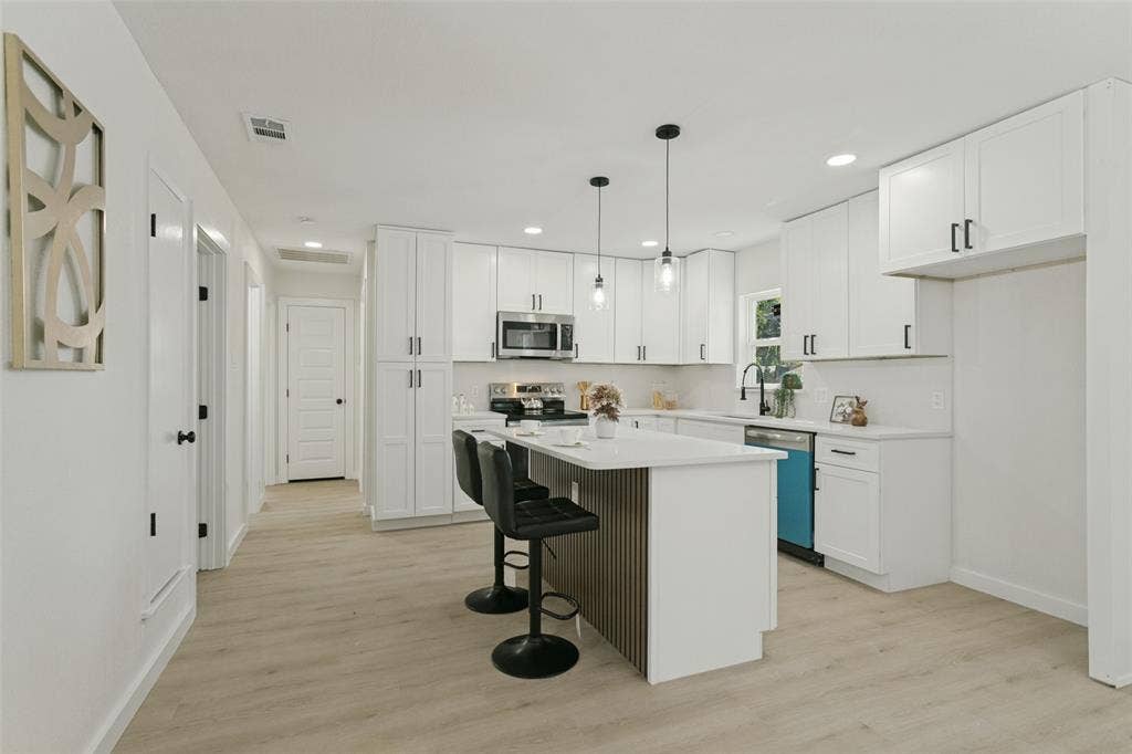 2812 E 15th Street, Plano, TX 75074 2812 E 15th Street, Plano, TX 75074