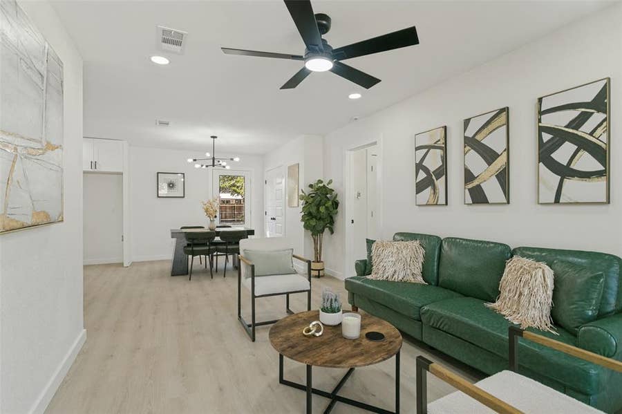 Property photo for 2812 E 15th Street, Plano, TX