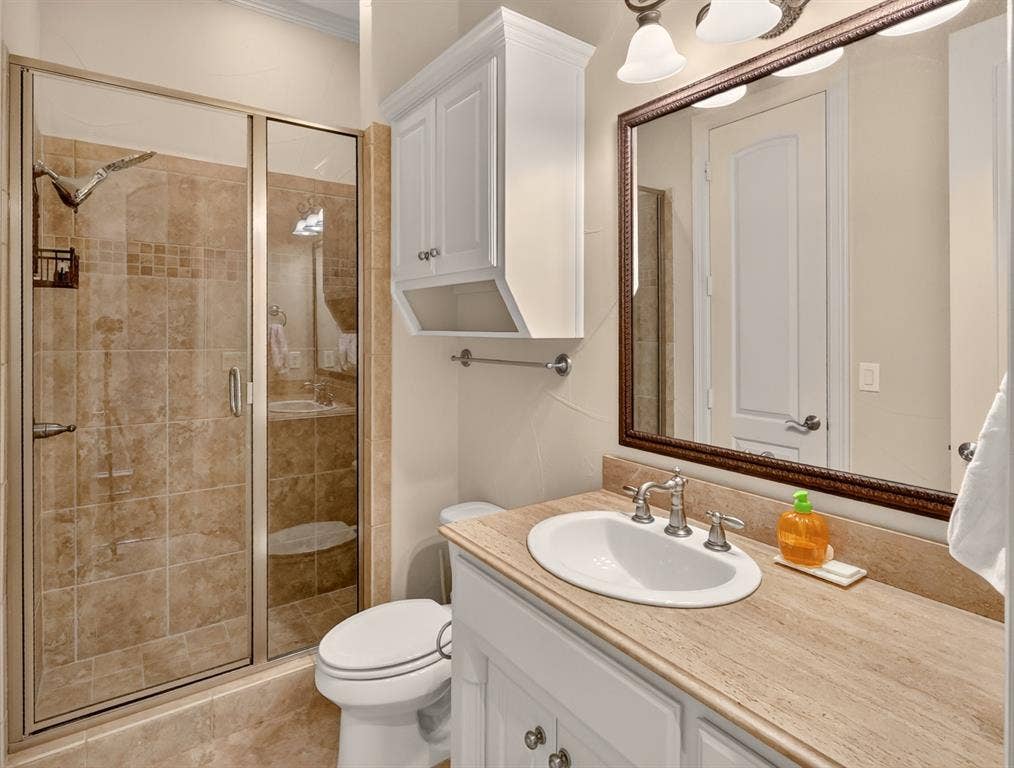 112 Winsley Circle, McKinney, TX 75071 First floor full bath. Shower