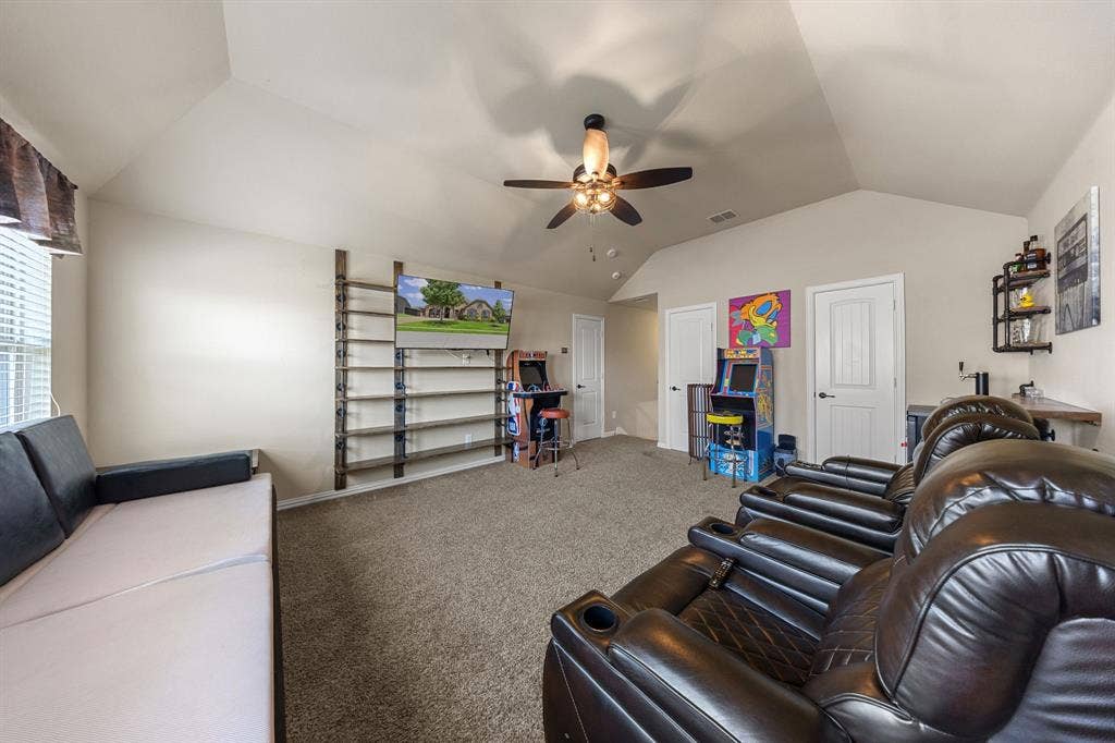 9902 Clubhouse Circle, Rowlett, TX 75089 9902 Clubhouse Circle, Rowlett, TX 75089