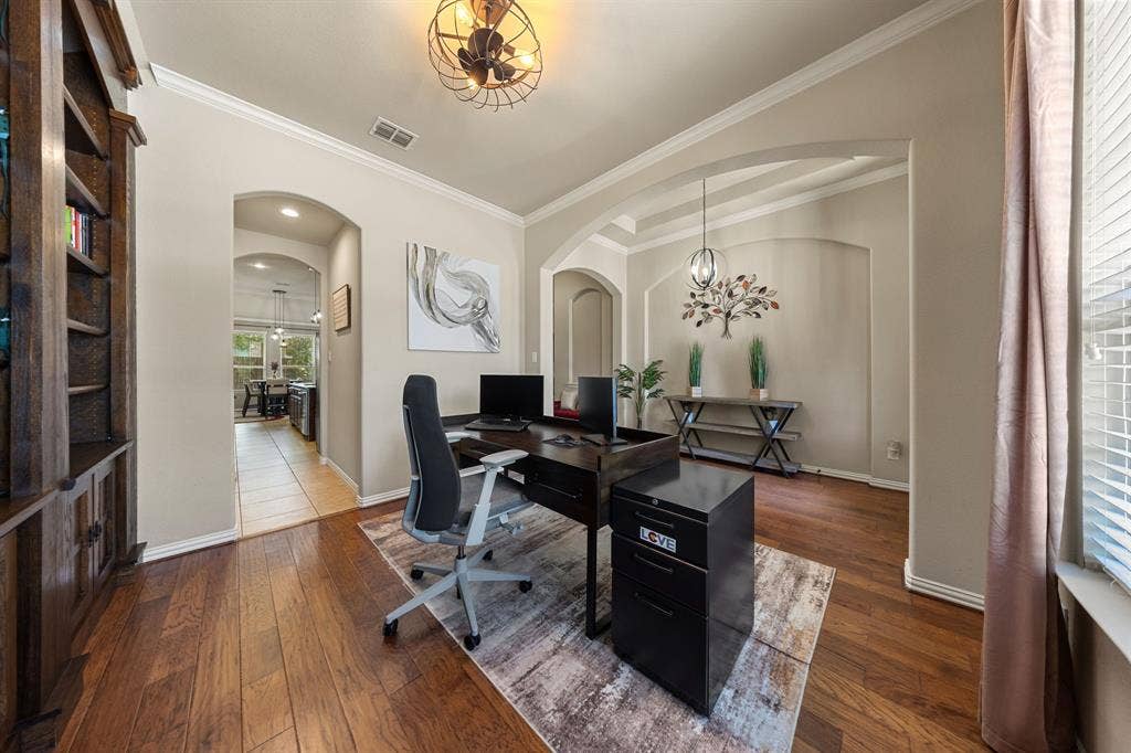 9902 Clubhouse Circle, Rowlett, TX 75089 9902 Clubhouse Circle, Rowlett, TX 75089