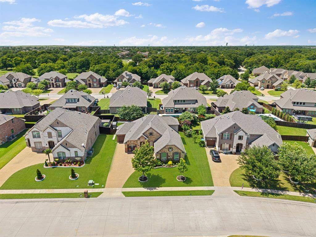 9902 Clubhouse Circle, Rowlett, TX 75089 9902 Clubhouse Circle, Rowlett, TX 75089