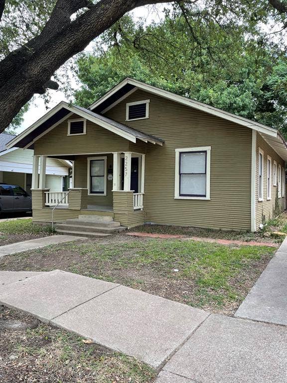 Property photo for 2257 College Avenue, Fort Worth, TX