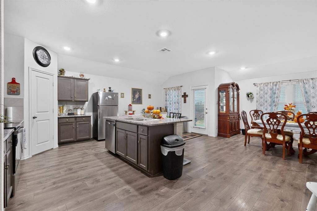 728 Meadow Creek Lane, Royse City, TX 75189 728 Meadow Creek Lane, Royse City, TX 75189