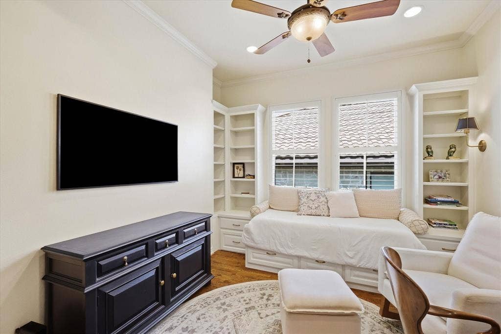 2912 Siena Drive, Denton, TX 76210 2912 Siena Drive, Denton, TX 76210