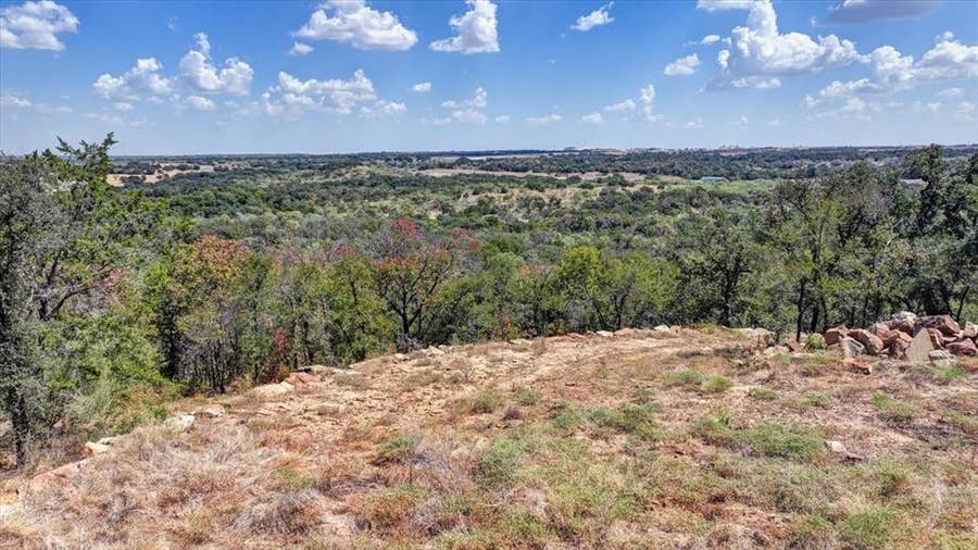 Property photo for 1045 Shiloh Sharps Landing, Santo, TX
