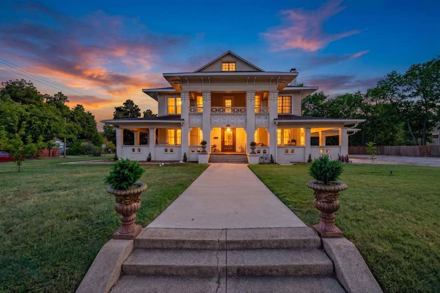 Property photo for 1507 Park Street, Greenville, TX