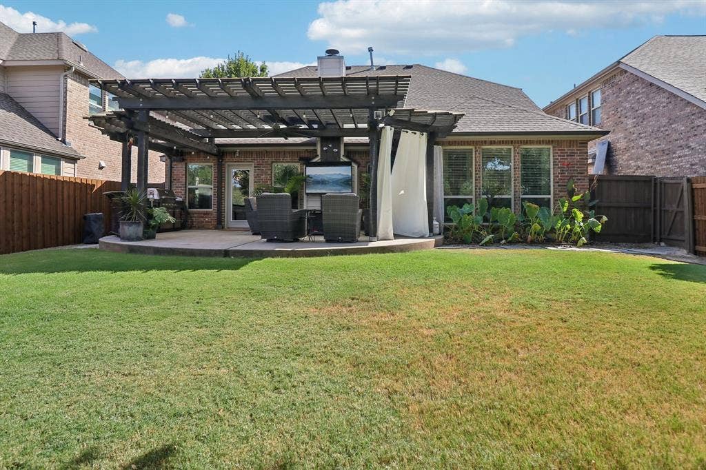 10700 Leesa Drive, McKinney, TX 75072 Large Backyard