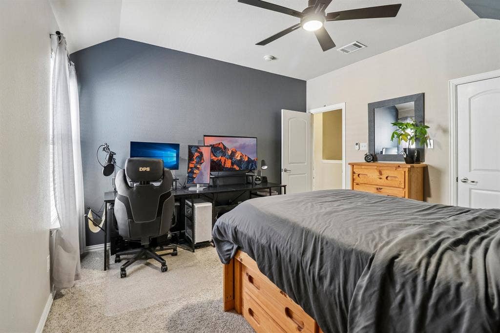 10700 Leesa Drive, McKinney, TX 75072 Secondary Bedroom