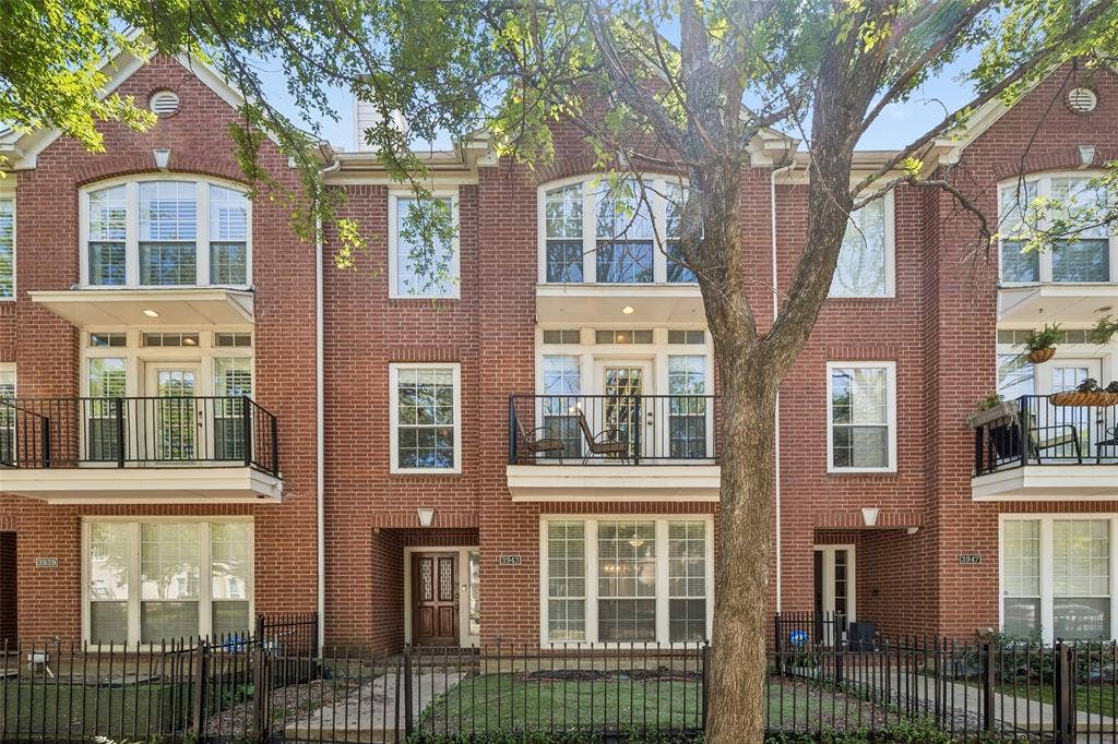 3943 N Hall Street, Dallas, TX 75219 3943 N Hall Street, Dallas, TX 75219