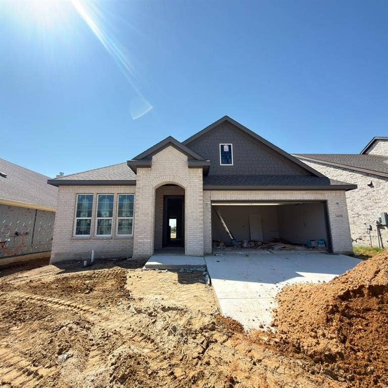 Property photo for 3408 Helena Street, Gainesville, TX